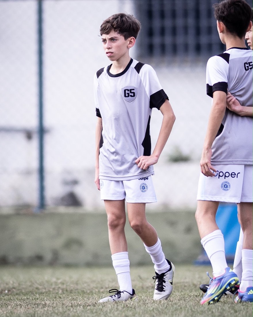 Atleta do G5 concentrado no treino